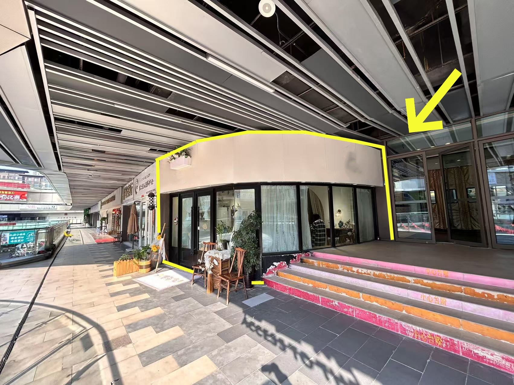 吾悦广场六号门二楼45平