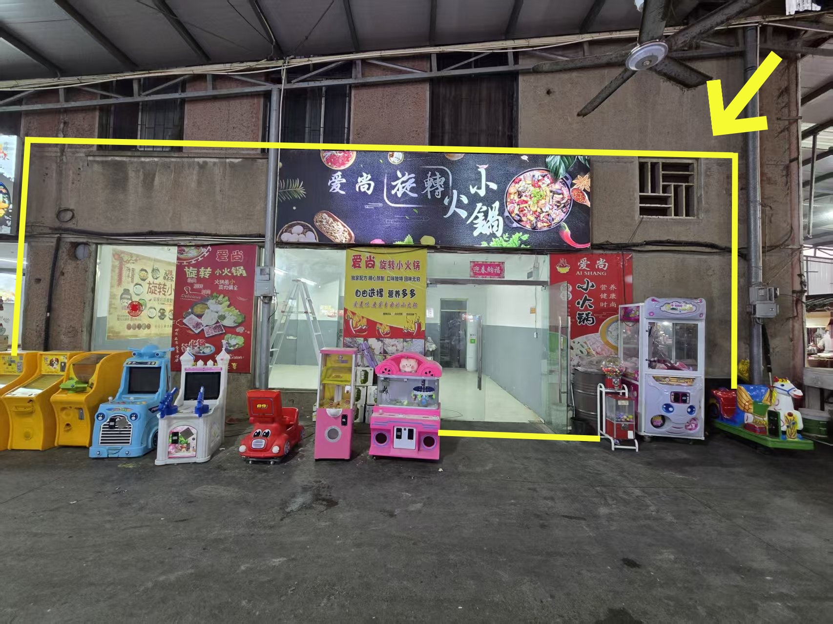 朱仙庄美食城里面70平旋转小火锅