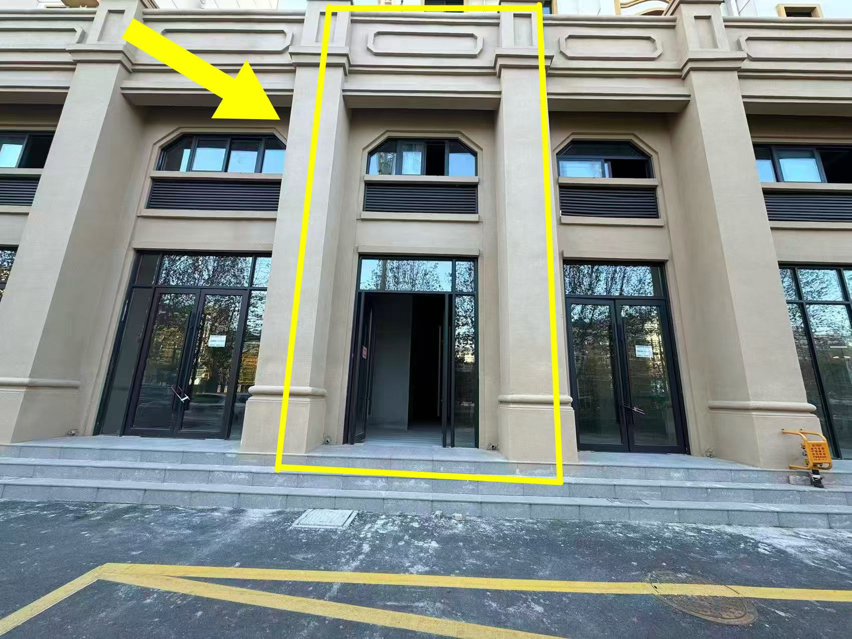 河畔壹号二期北门98平出租