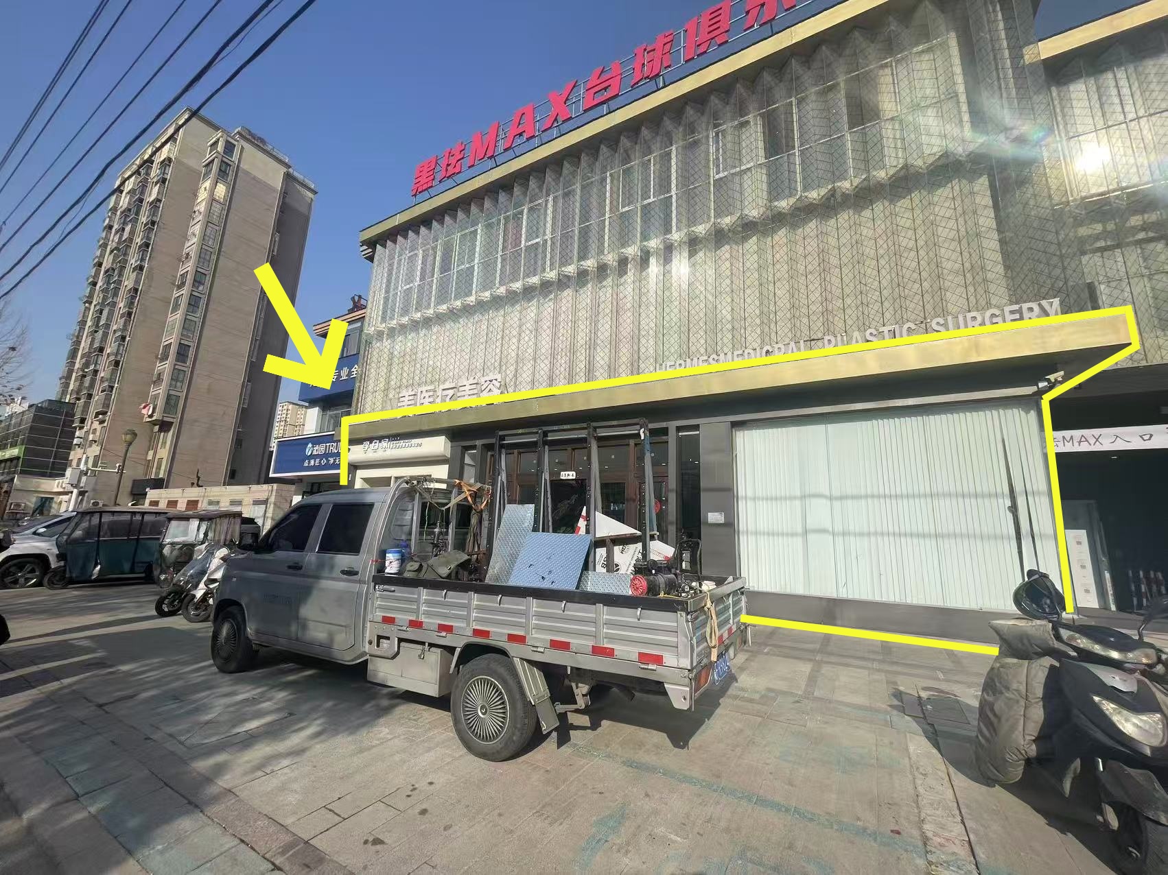 港丽西区南门300平出租