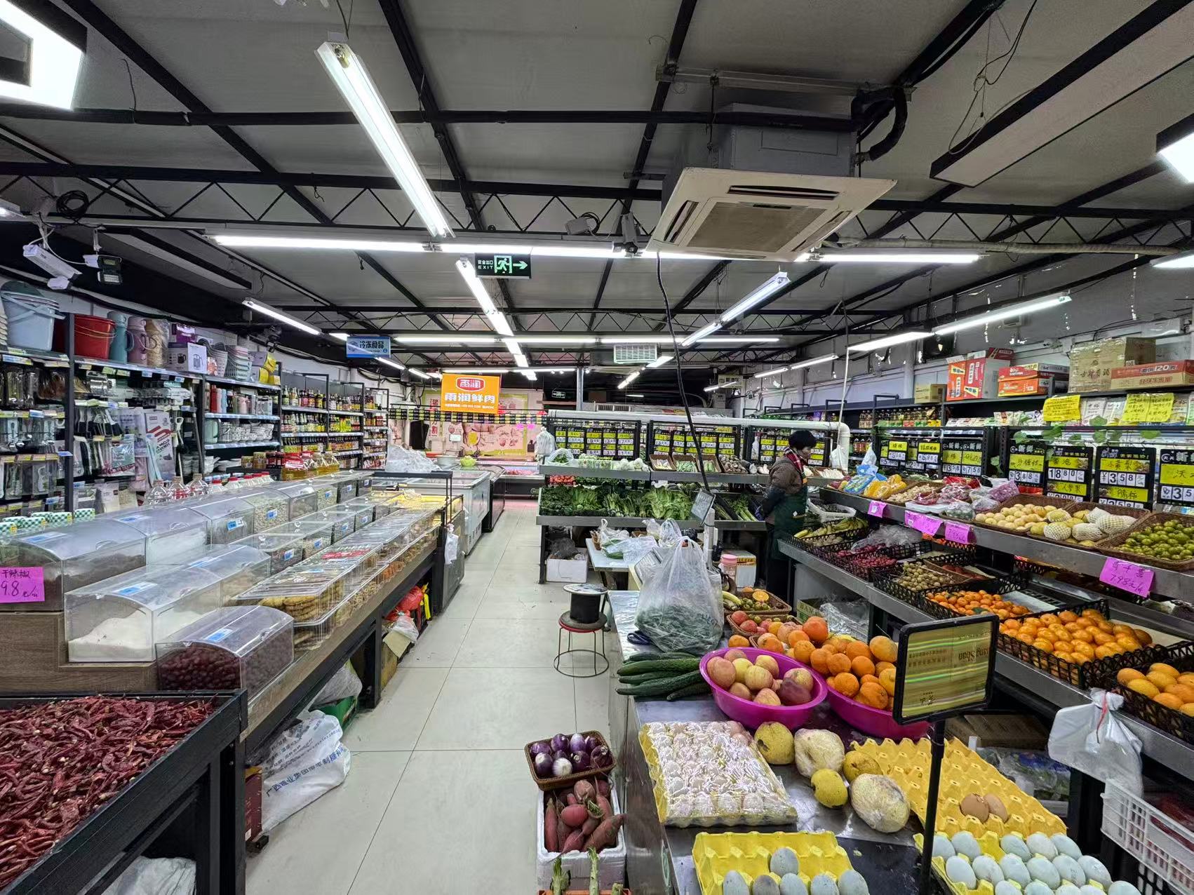 九中附近500平生活超市