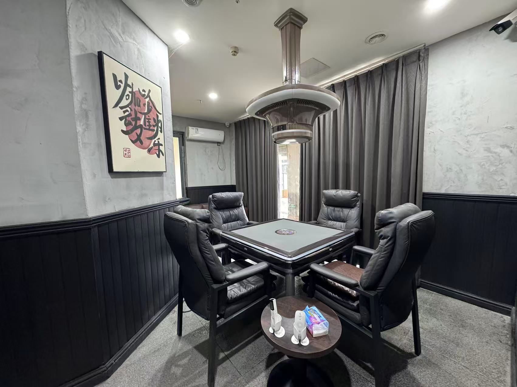 国购三号门四楼400平棋牌室